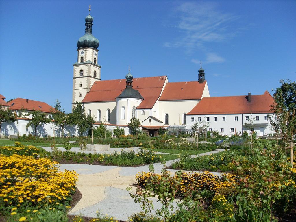 Gasthof - Pension Schamberger Neukirchen beim Heiligen Blut Zewnętrze zdjęcie